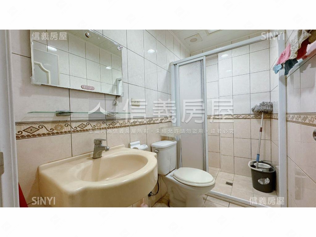 十期近東山路四房庭院別墅房屋室內格局與周邊環境