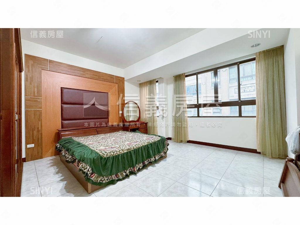 十期近東山路四房庭院別墅房屋室內格局與周邊環境