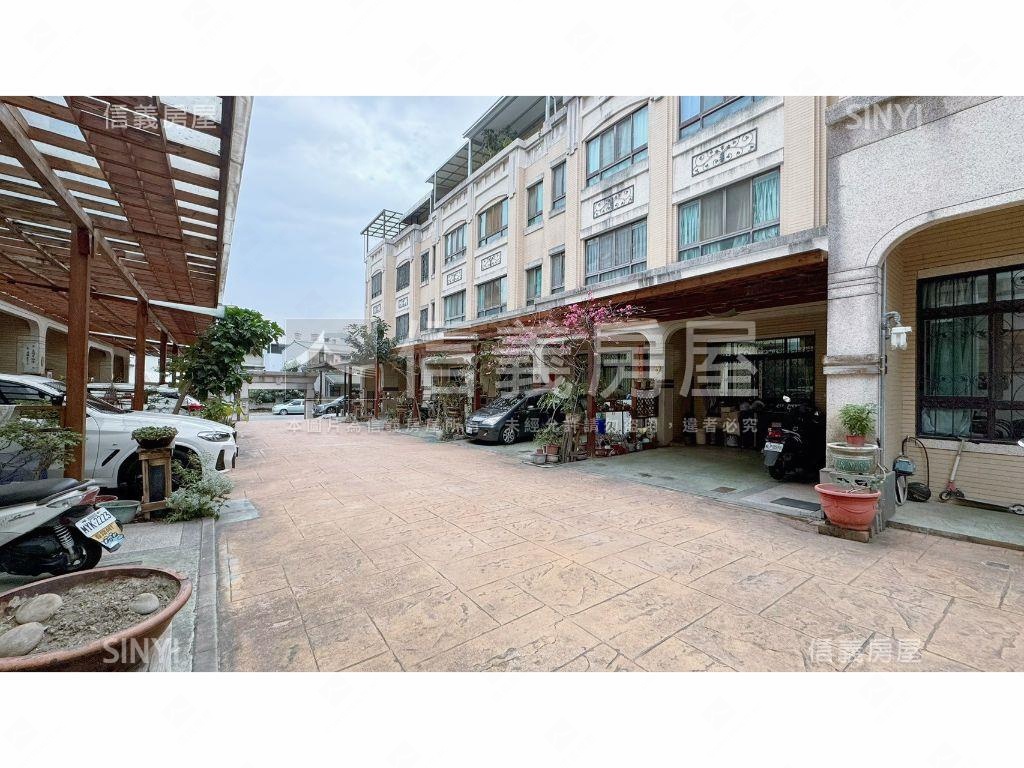 十期近東山路四房庭院別墅房屋室內格局與周邊環境