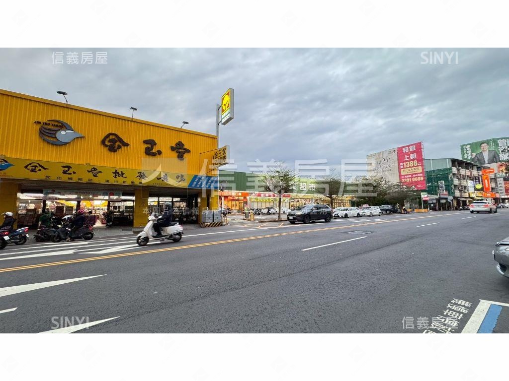 十期近東山路四房庭院別墅房屋室內格局與周邊環境