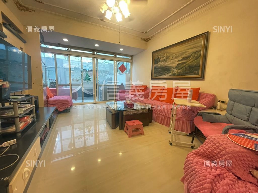 七張邊間漂亮一樓房屋室內格局與周邊環境