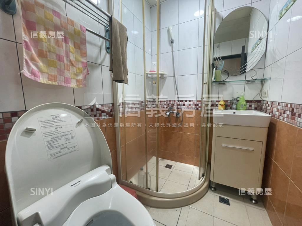 七張邊間漂亮一樓房屋室內格局與周邊環境