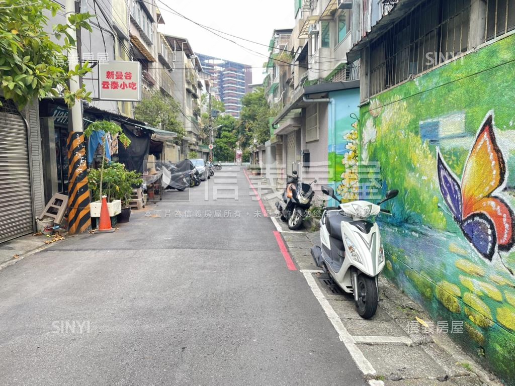 七張邊間漂亮一樓房屋室內格局與周邊環境