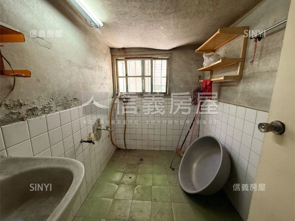 高大藍昌正路住三土地房屋室內格局與周邊環境