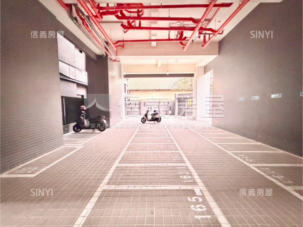 全新落成四季心房屋室內格局與周邊環境