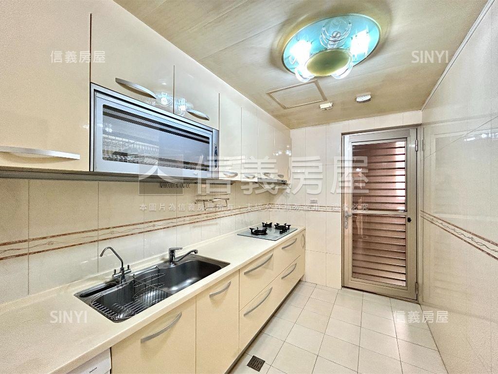 ⭐忠孝華山．四房坡平名邸房屋室內格局與周邊環境