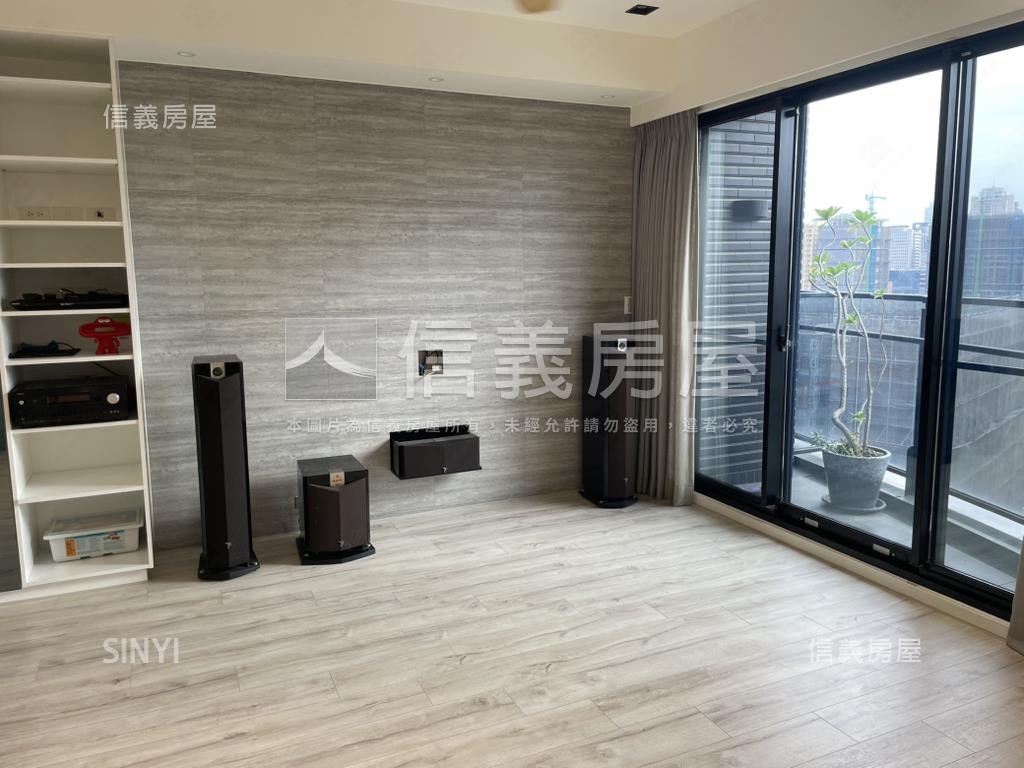 觀市政朝南裝潢視野雙平車房屋室內格局與周邊環境