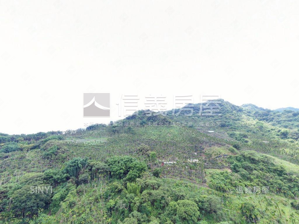 新社土地Ｅ房屋室內格局與周邊環境