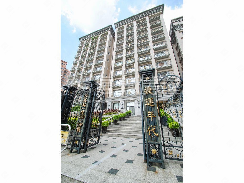 捷運年代時尚裝潢明亮美屋房屋室內格局與周邊環境