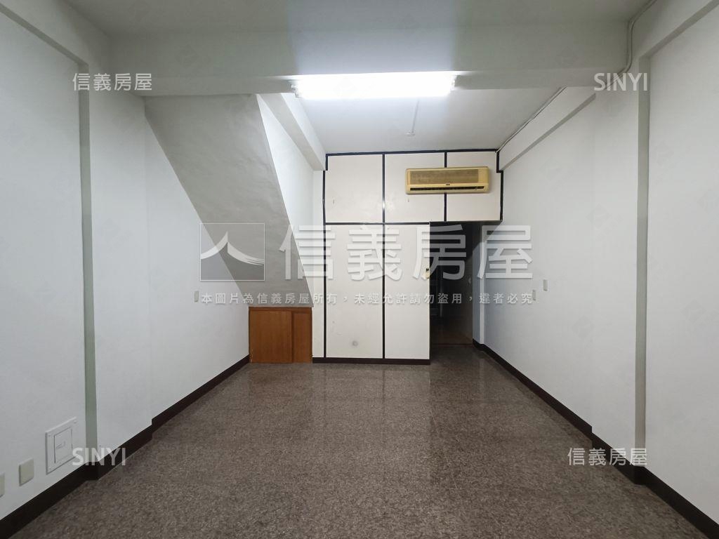 大灣步步高升透天房屋室內格局與周邊環境