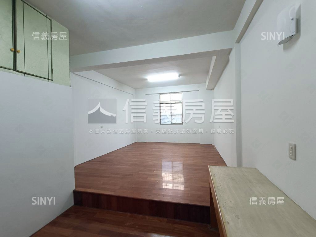 大灣步步高升透天房屋室內格局與周邊環境