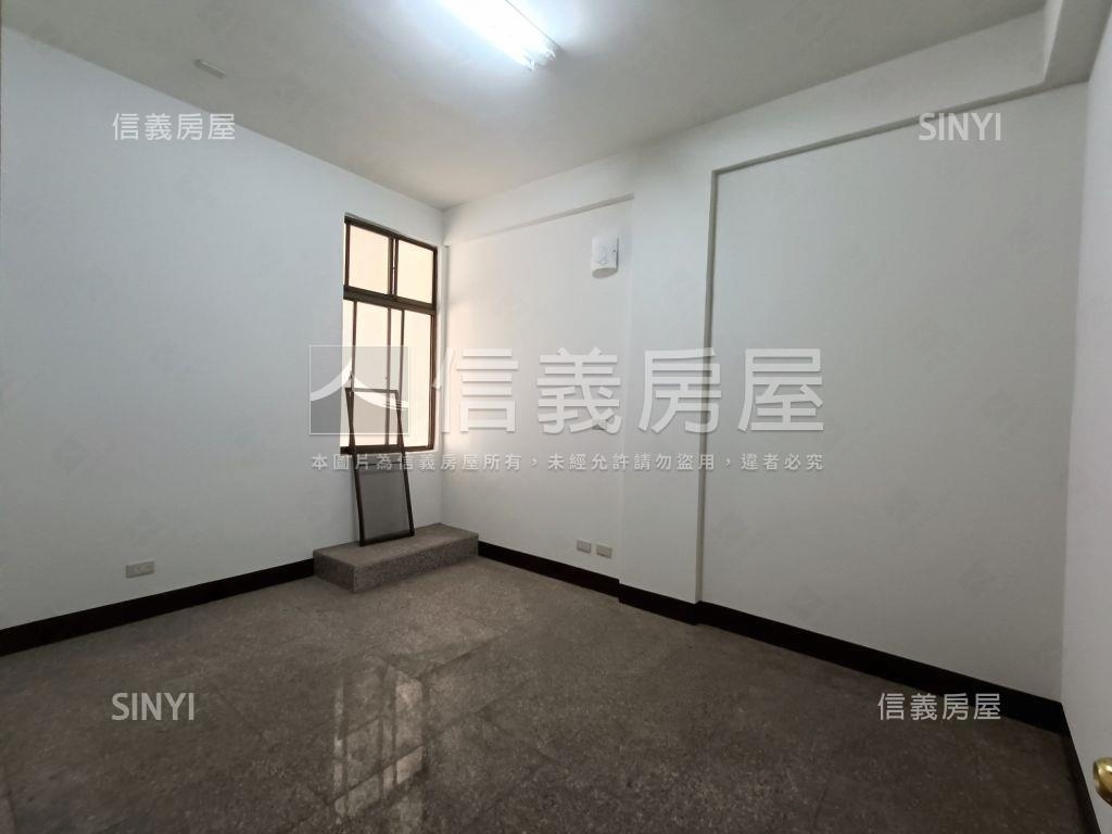 大灣步步高升透天房屋室內格局與周邊環境