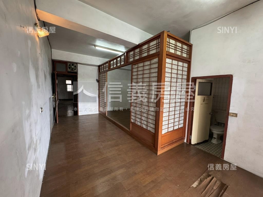 平鎮國中德育路大空間透天房屋室內格局與周邊環境