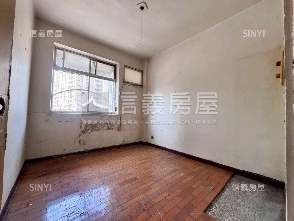 中原站３房投資自用低總價房屋室內格局與周邊環境
