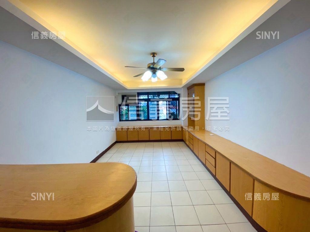 正義國宅電梯三房房屋室內格局與周邊環境