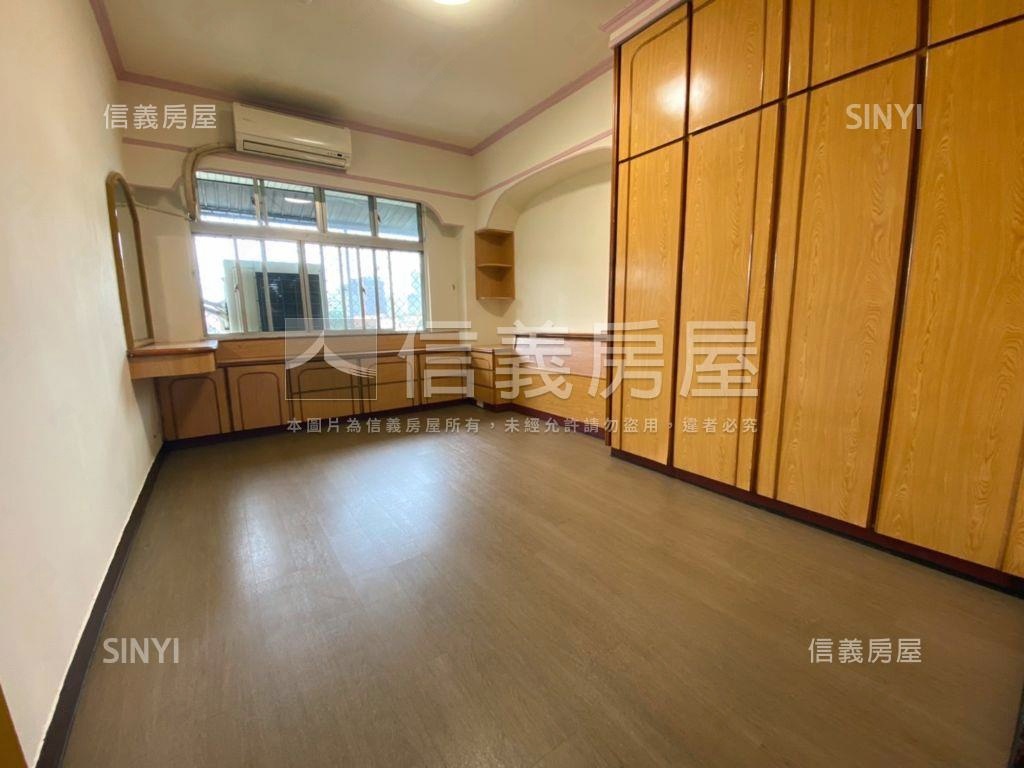 正義國宅電梯三房房屋室內格局與周邊環境