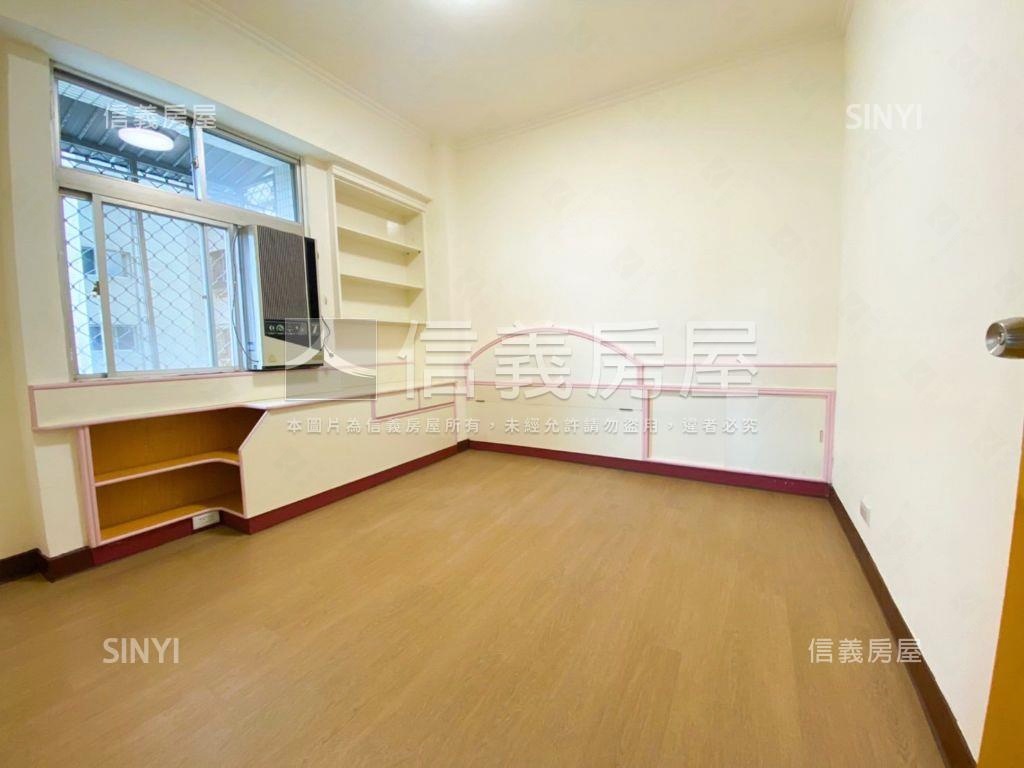 正義國宅電梯三房房屋室內格局與周邊環境