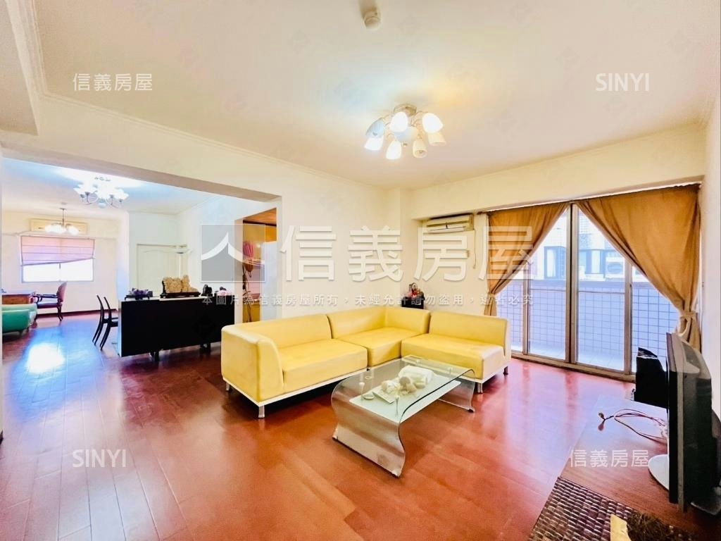 五期．採光通風四房＋車位房屋室內格局與周邊環境