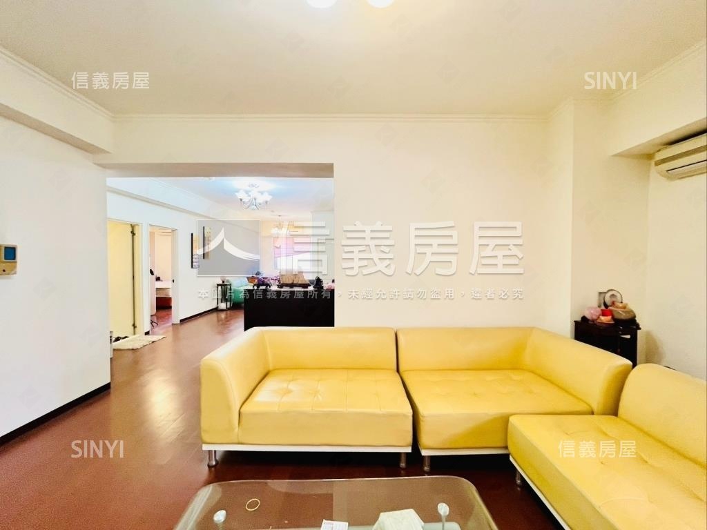 五期．採光通風四房＋車位房屋室內格局與周邊環境