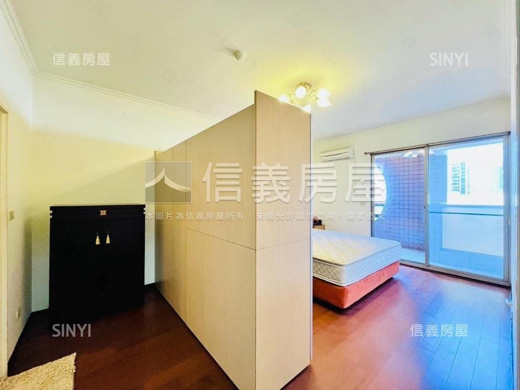 五期．採光通風四房＋車位房屋室內格局與周邊環境