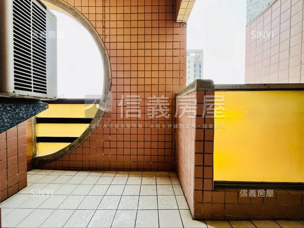 五期．採光通風四房＋車位房屋室內格局與周邊環境