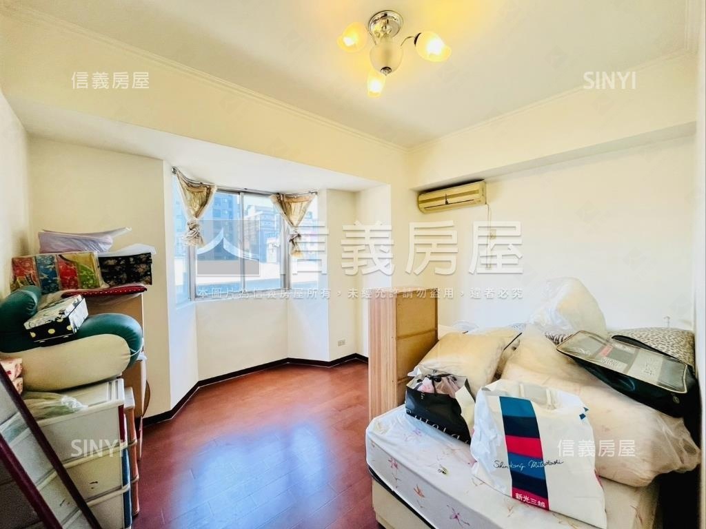 五期．採光通風四房＋車位房屋室內格局與周邊環境