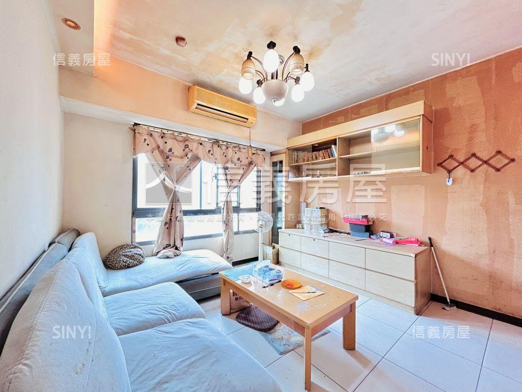 享受溫暖日光三房車位房屋室內格局與周邊環境