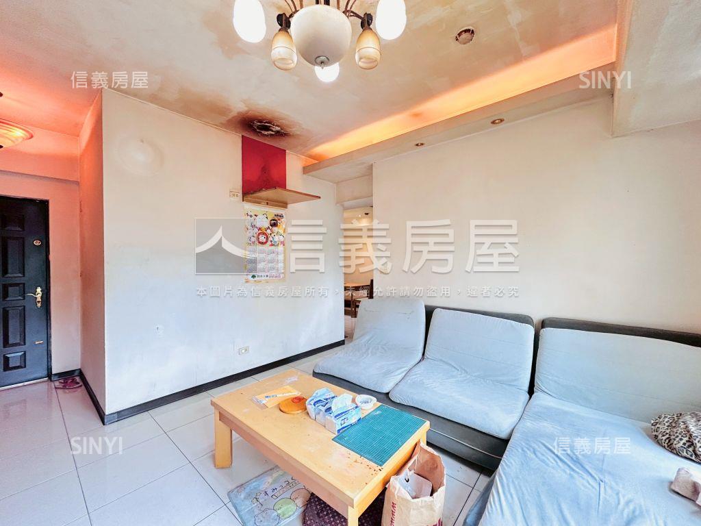 享受溫暖日光三房車位房屋室內格局與周邊環境