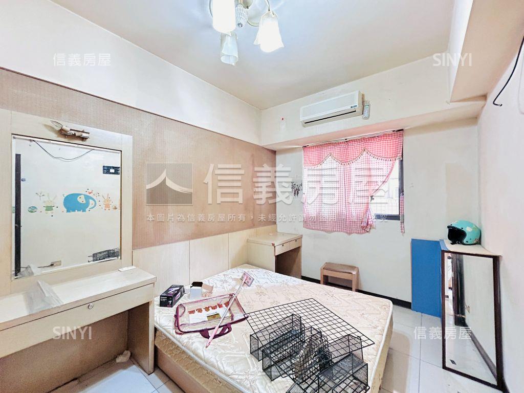 享受溫暖日光三房車位房屋室內格局與周邊環境