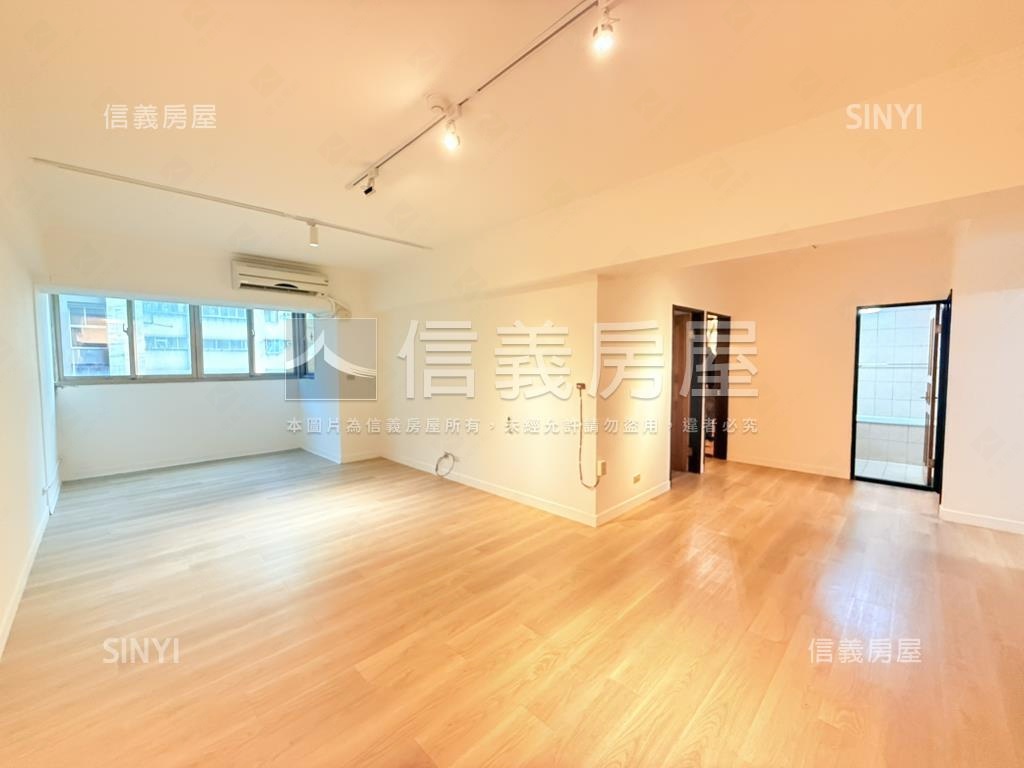 德安御璽美妝房屋室內格局與周邊環境