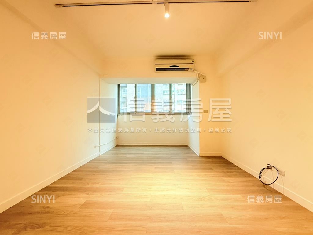 德安御璽美妝房屋室內格局與周邊環境