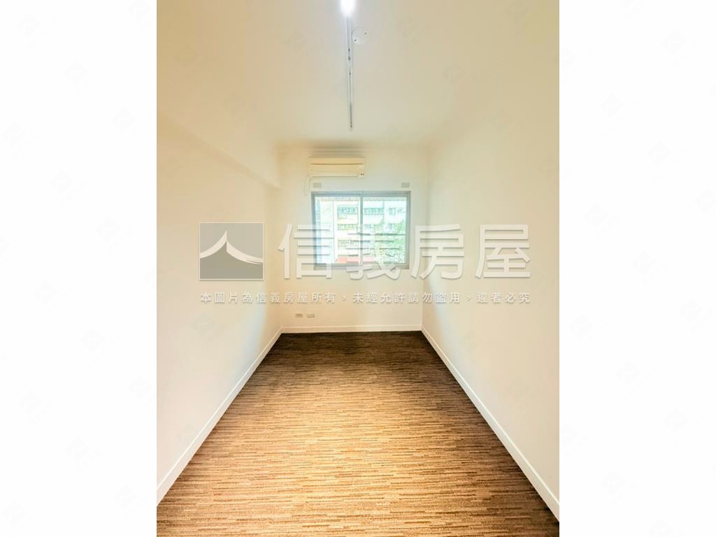 德安御璽美妝房屋室內格局與周邊環境