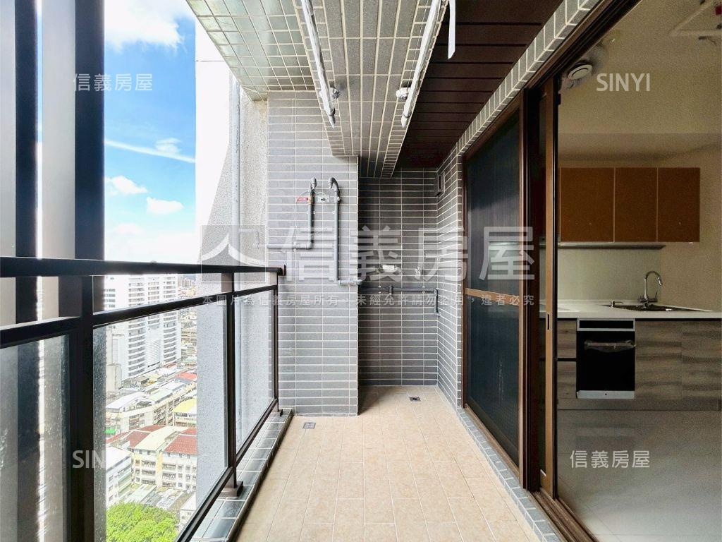 皇普莊園高樓兩房平車房屋室內格局與周邊環境