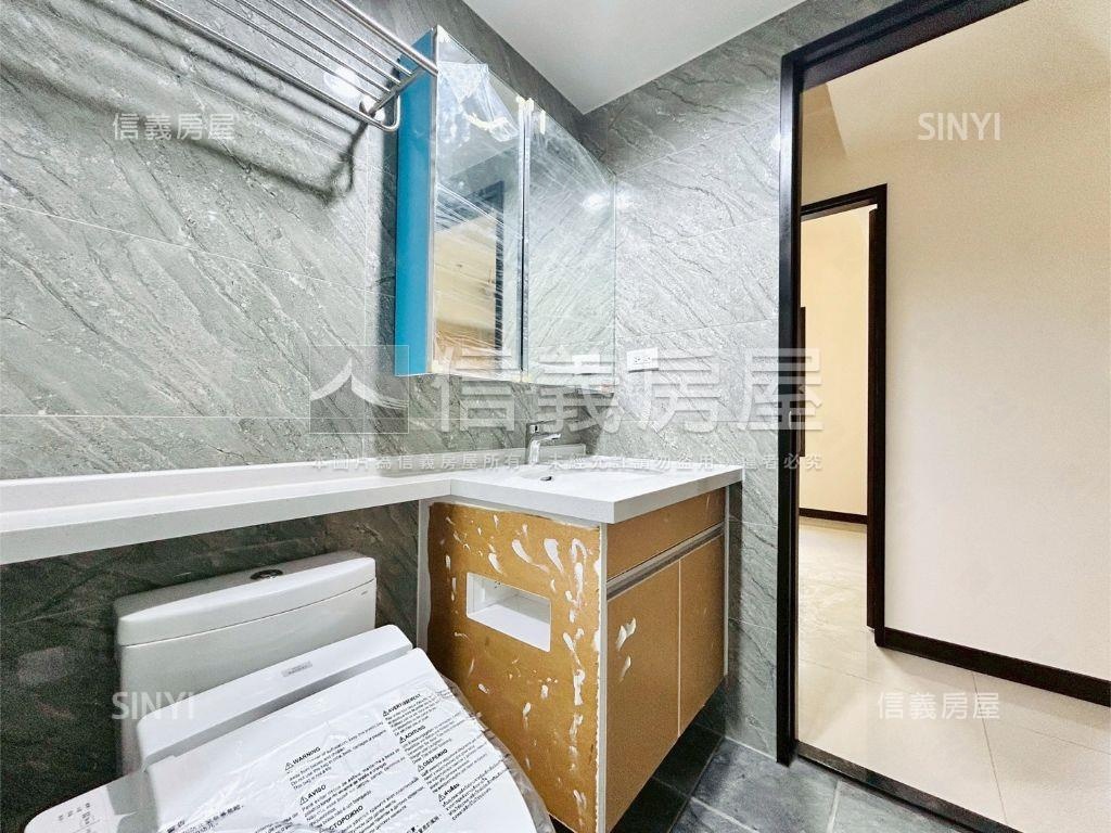 皇普莊園高樓兩房平車房屋室內格局與周邊環境