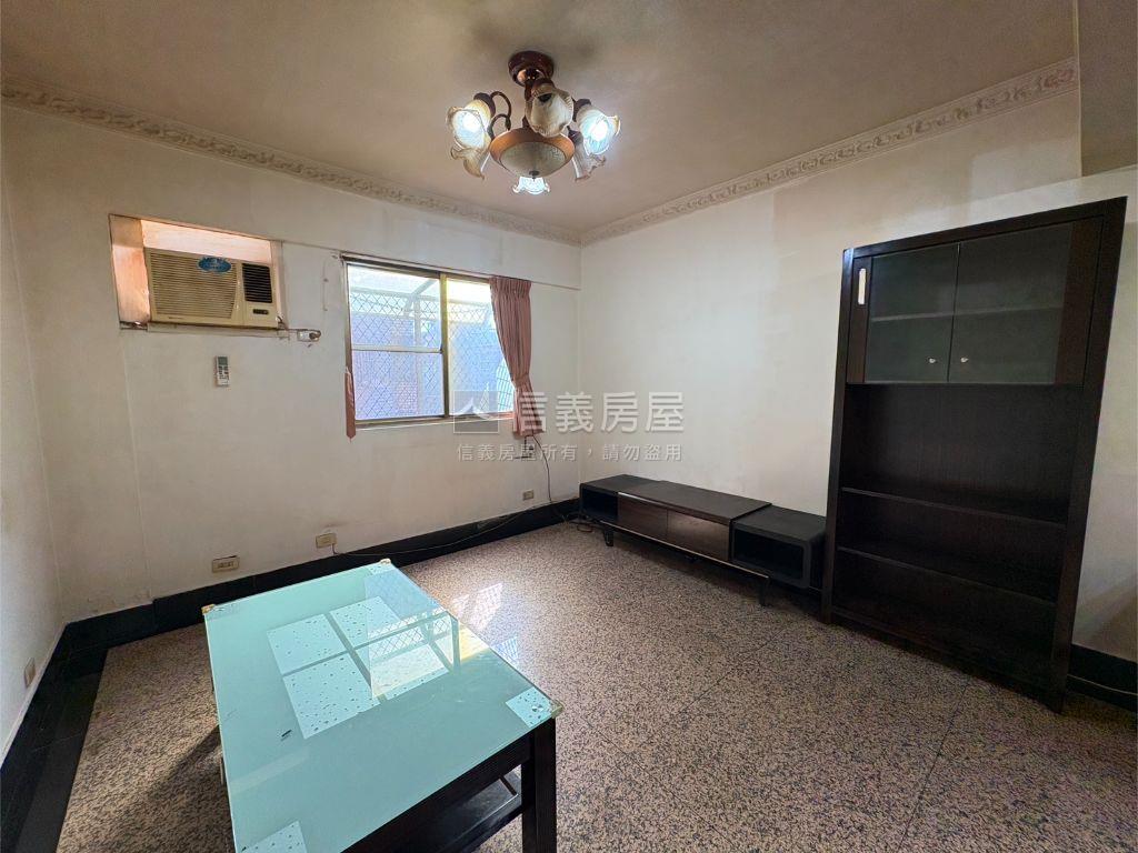 近未來Ｇ０９兩房雙衛浴房屋室內格局與周邊環境