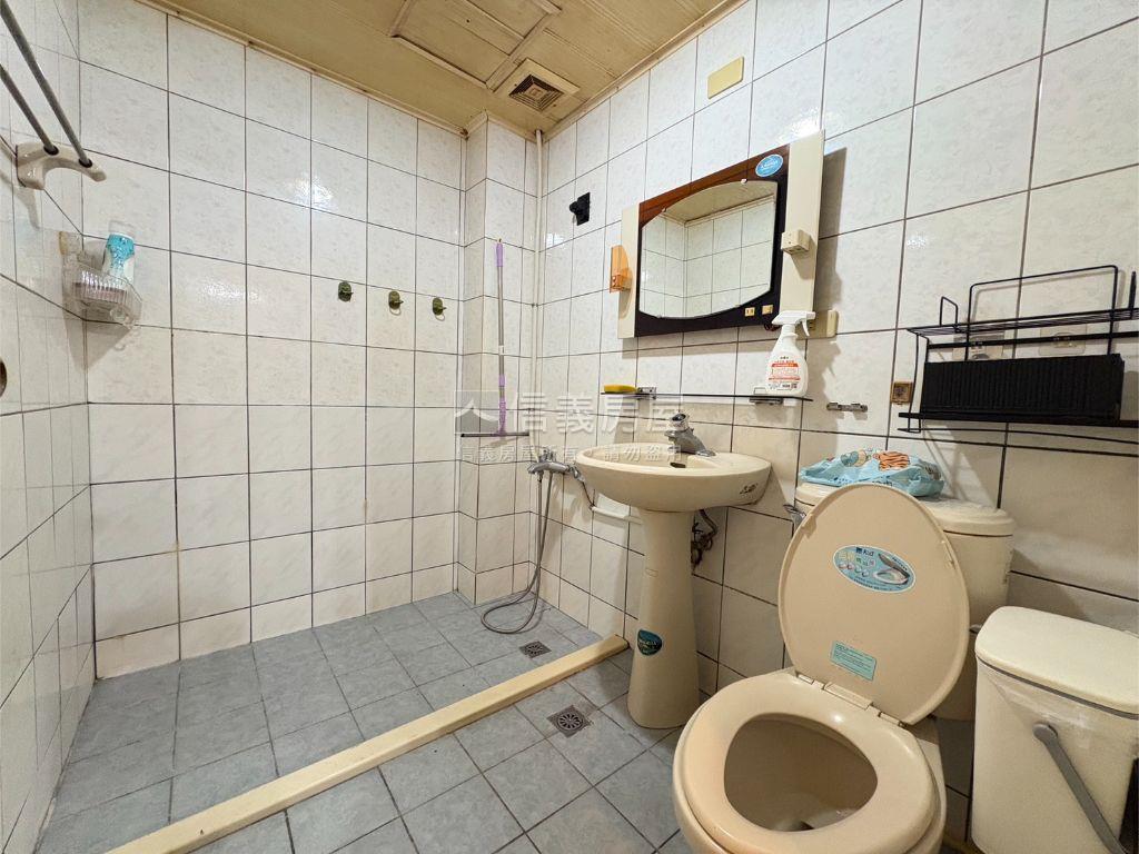 近未來Ｇ０９兩房雙衛浴房屋室內格局與周邊環境
