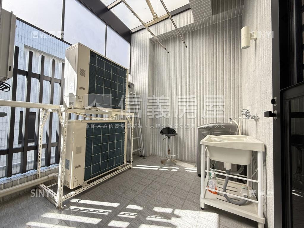 專任單元精銳雙主臥豪墅房屋室內格局與周邊環境