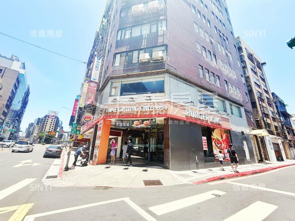 敦化北☆三角窗黃金店王房屋室內格局與周邊環境