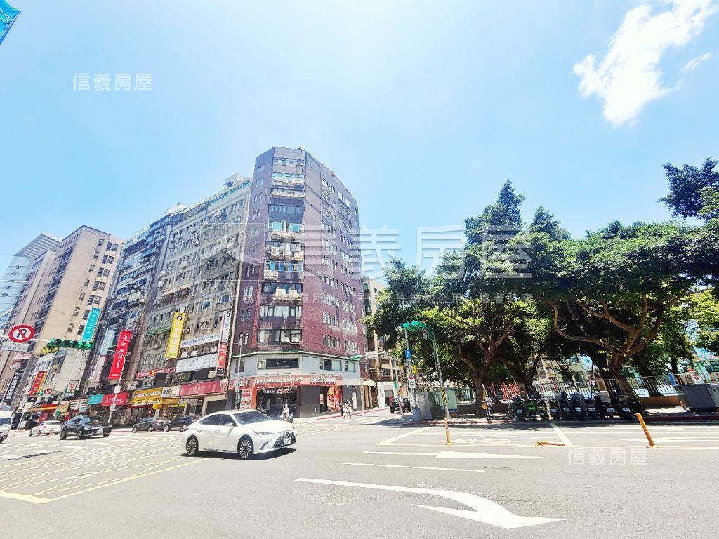 敦化北☆三角窗黃金店王房屋室內格局與周邊環境