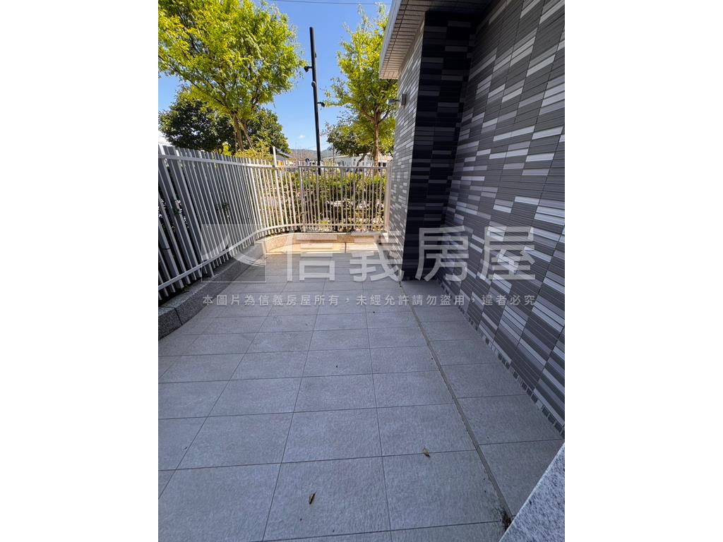 達欣東匯捷運車位一樓房屋室內格局與周邊環境