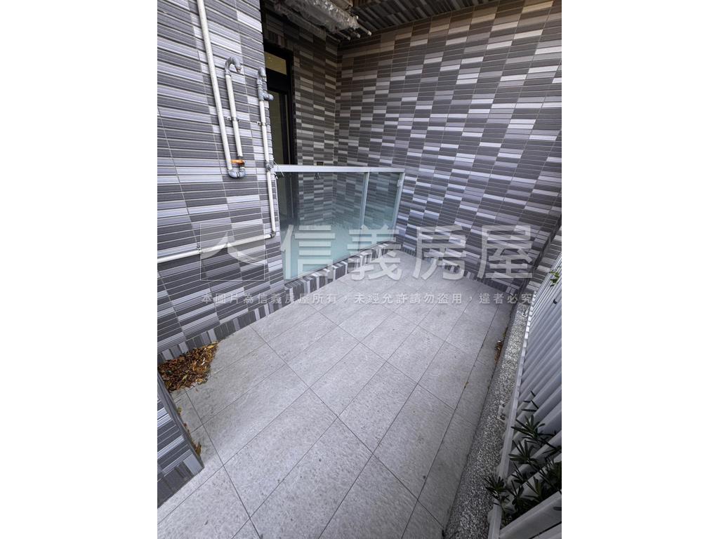 達欣東匯捷運車位一樓房屋室內格局與周邊環境