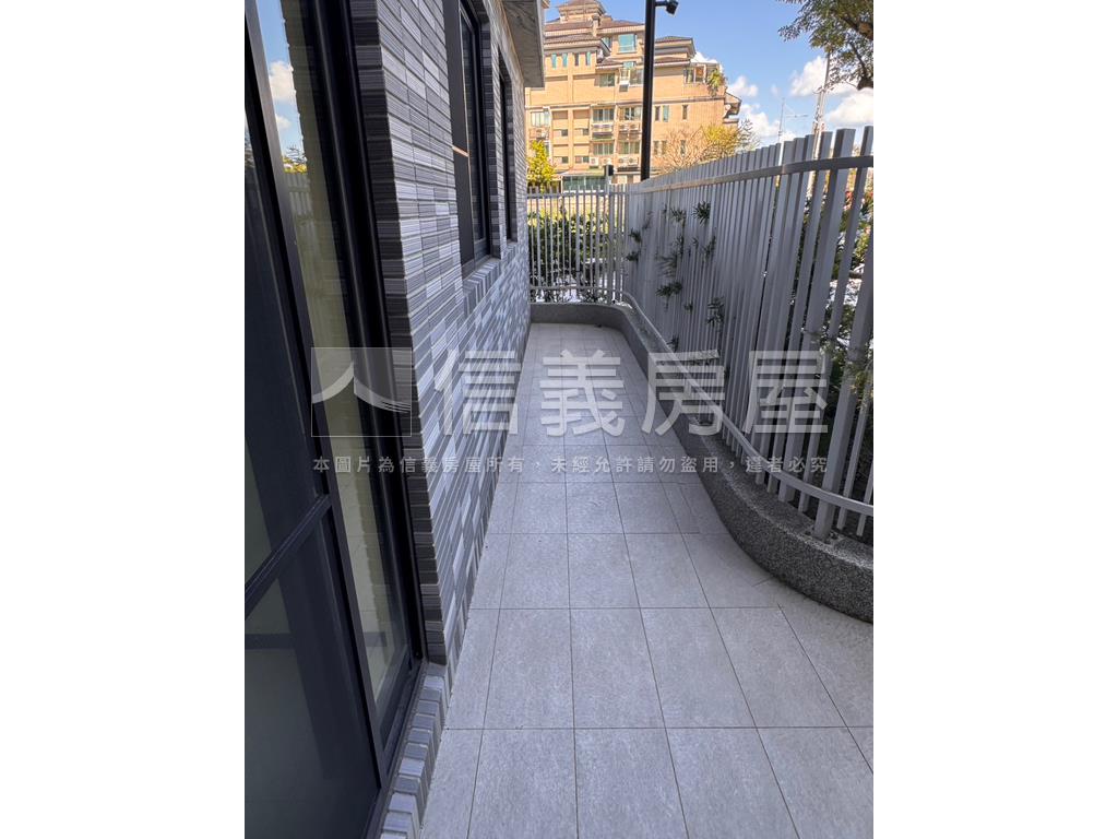 達欣東匯捷運車位一樓房屋室內格局與周邊環境