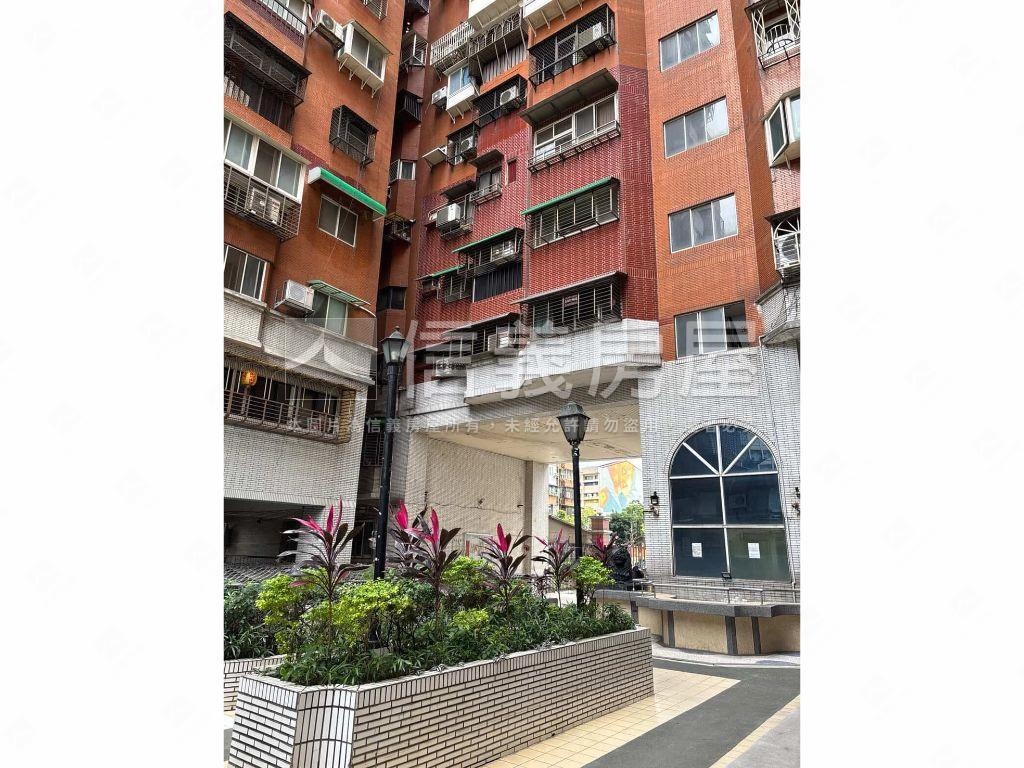 台北低總價河岸３房房屋室內格局與周邊環境