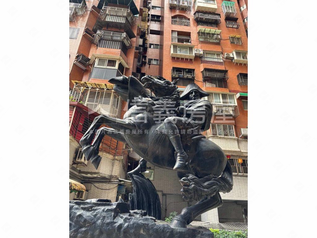 台北低總價河岸３房房屋室內格局與周邊環境