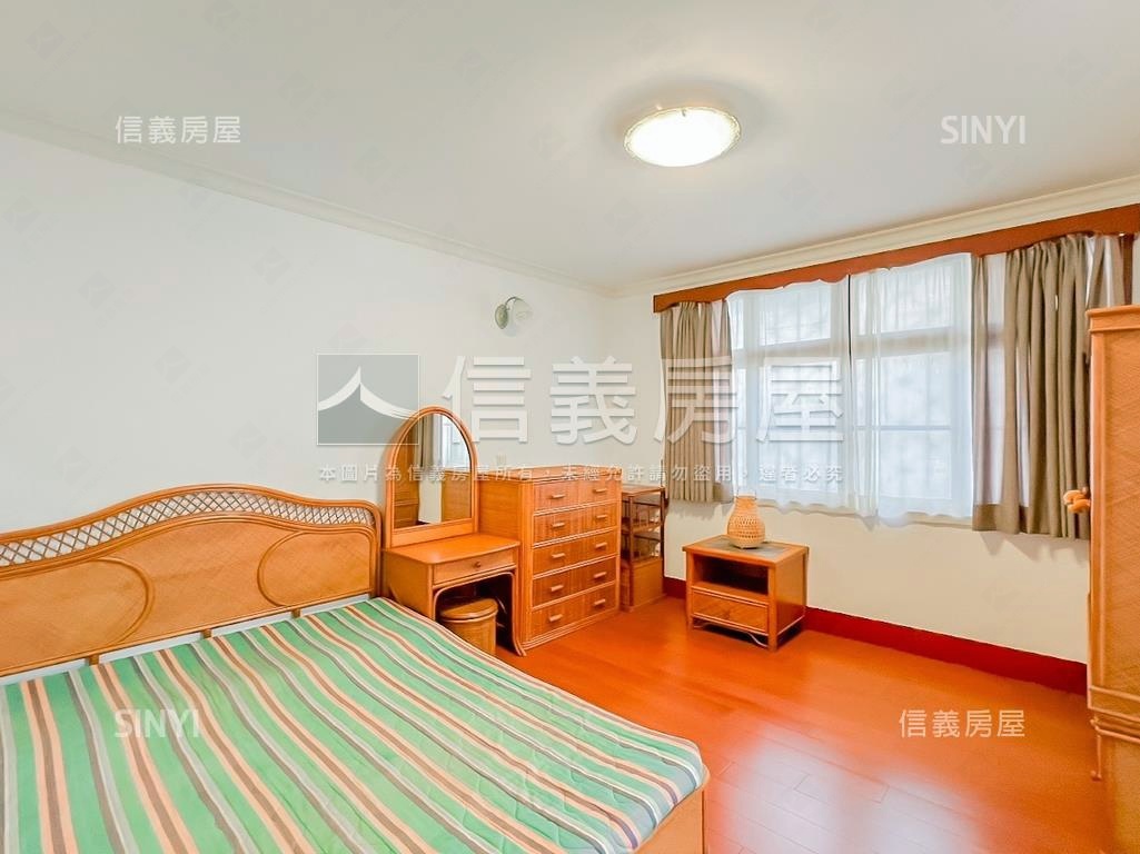 近中國醫大面寬日式建築房屋室內格局與周邊環境