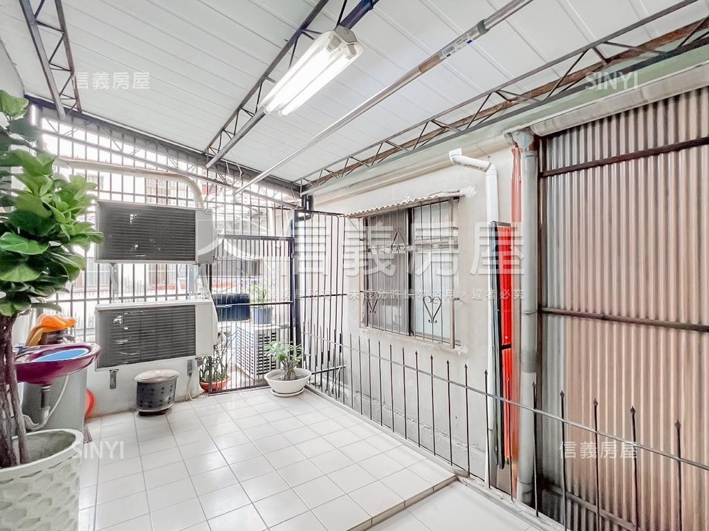 近中國醫大面寬日式建築房屋室內格局與周邊環境