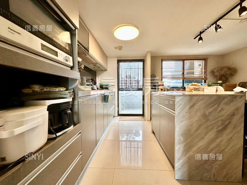 中華國小旁震後三房平車房屋室內格局與周邊環境