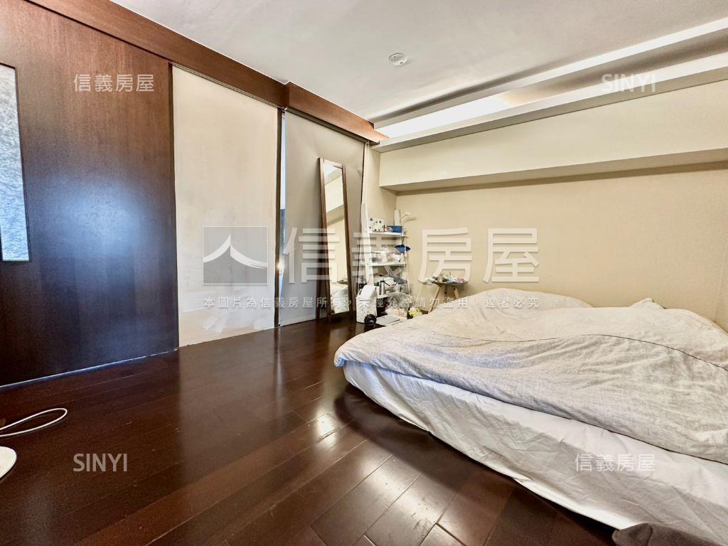 中華國小旁震後三房平車房屋室內格局與周邊環境