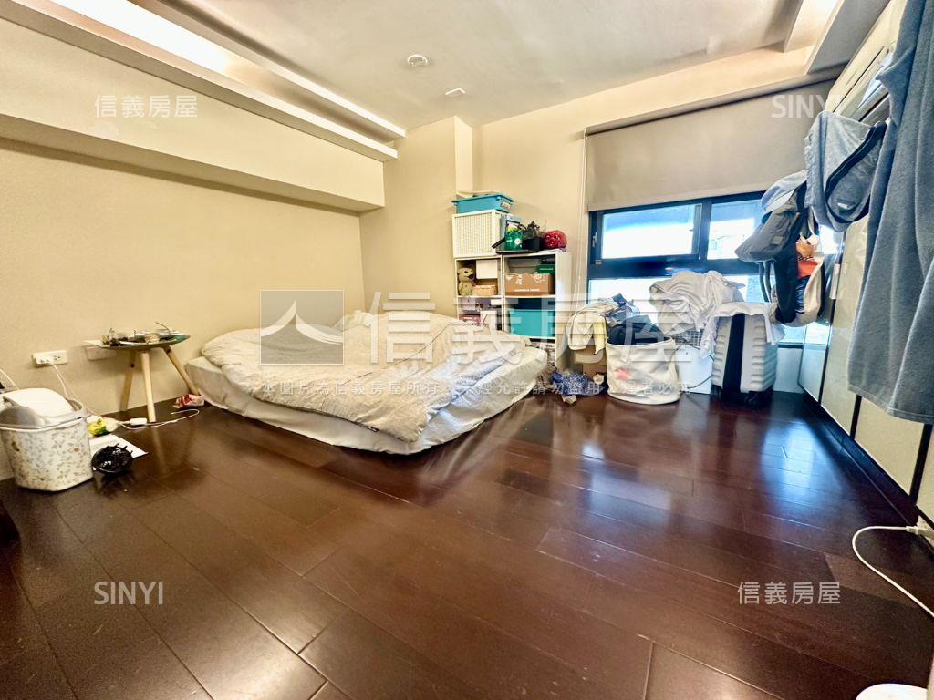 中華國小旁震後三房平車房屋室內格局與周邊環境