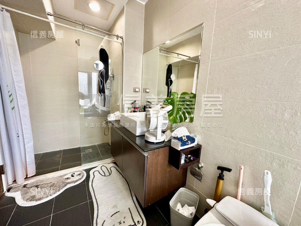 中華國小旁震後三房平車房屋室內格局與周邊環境